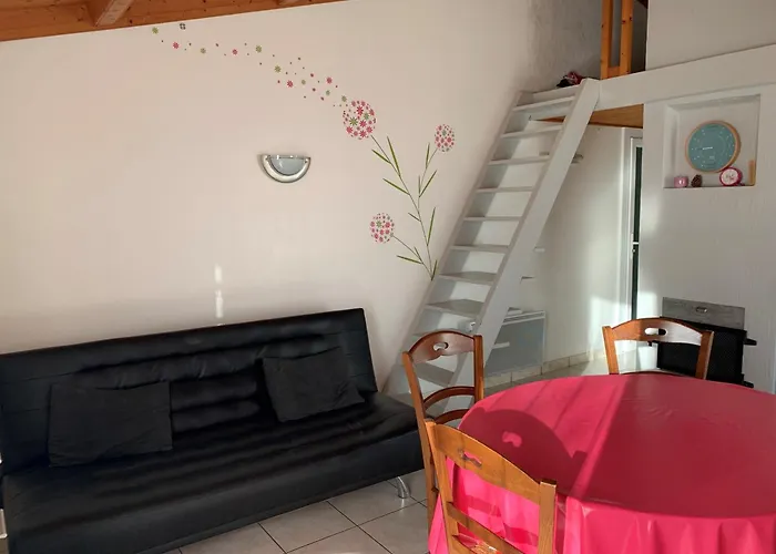 Maison Conviviale : Piscine Chauffée, Tennis, Proche - Fr-1-231-305 *